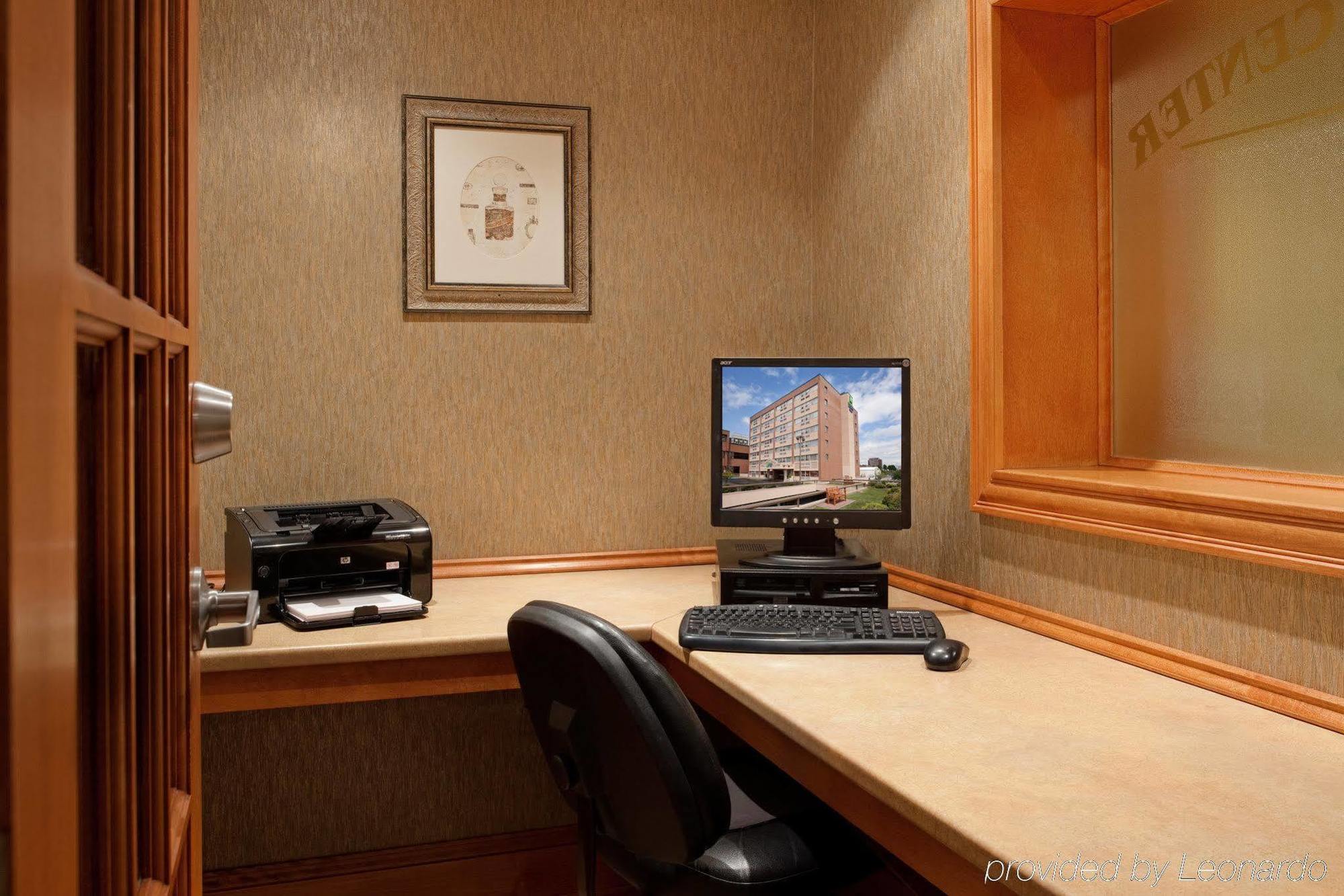 Holiday Inn Express Hotel & Suites Saint John Harbour Side By Ihg Exterior foto
